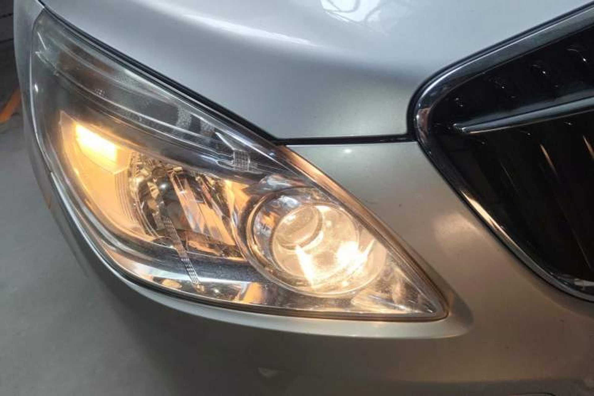 Used Buick GL8 2017 25S Luxury Version China V Standard Right Front Headlight