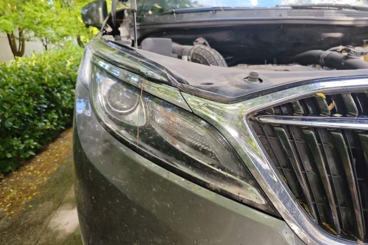 Used Buick GL8 2017 ES 28T Comfort Model China V Standard Right Front Headlight