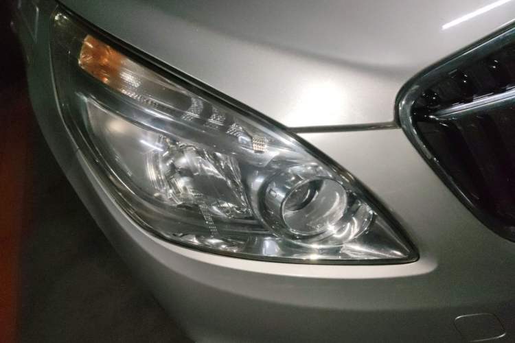Used Buick GL8 2017 25S Luxury Version China V Standard Right Front Headlight