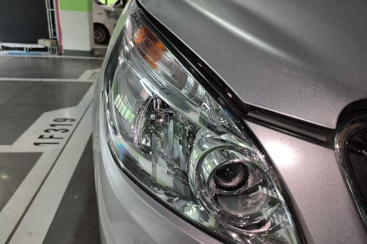 Used Buick GL8 2017 25S Prestige Version China V Standard Right Front Headlight