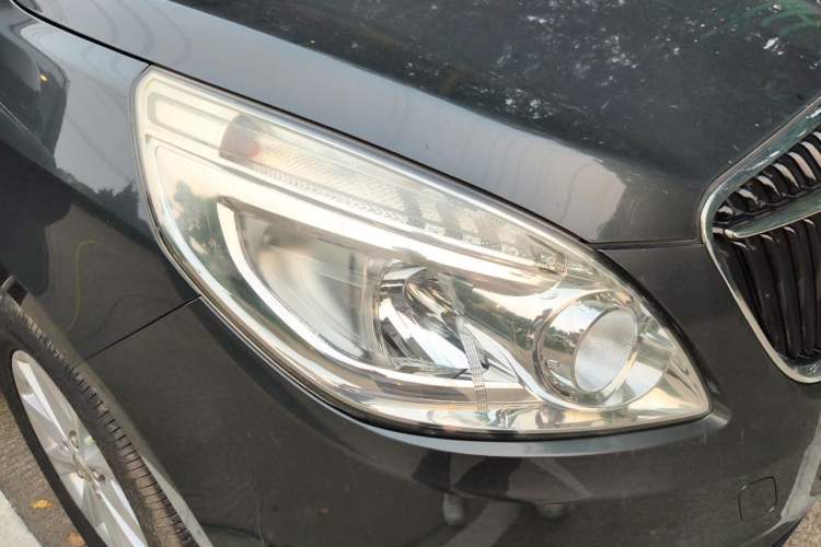 Used Buick GL8 2017 25S Luxury Version China V Standard Right Front Headlight