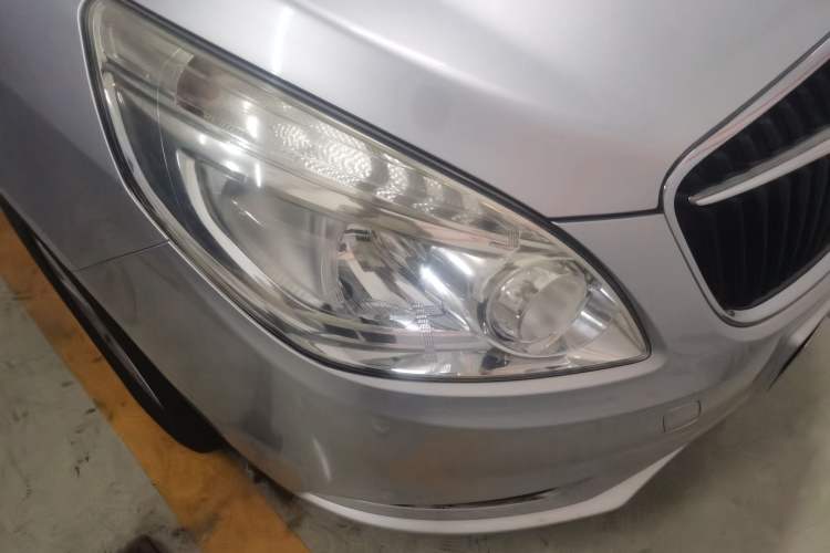 Used Buick GL8 2017 25S Comfort Version China V Standard Right Front Headlight