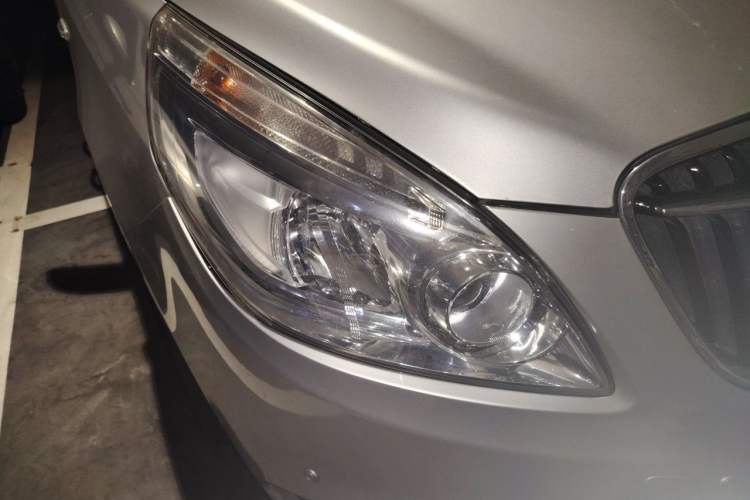 Used Buick GL8 2017 25S Comfort Version China V Standard Right Front Headlight