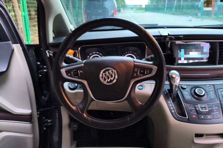 Used Buick GL8 2017 25S Luxury Version China V Standard Steering Wheel