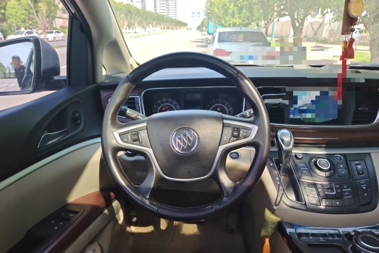 Used Buick GL8 2017 25S Luxury Version China V Standard Steering Wheel