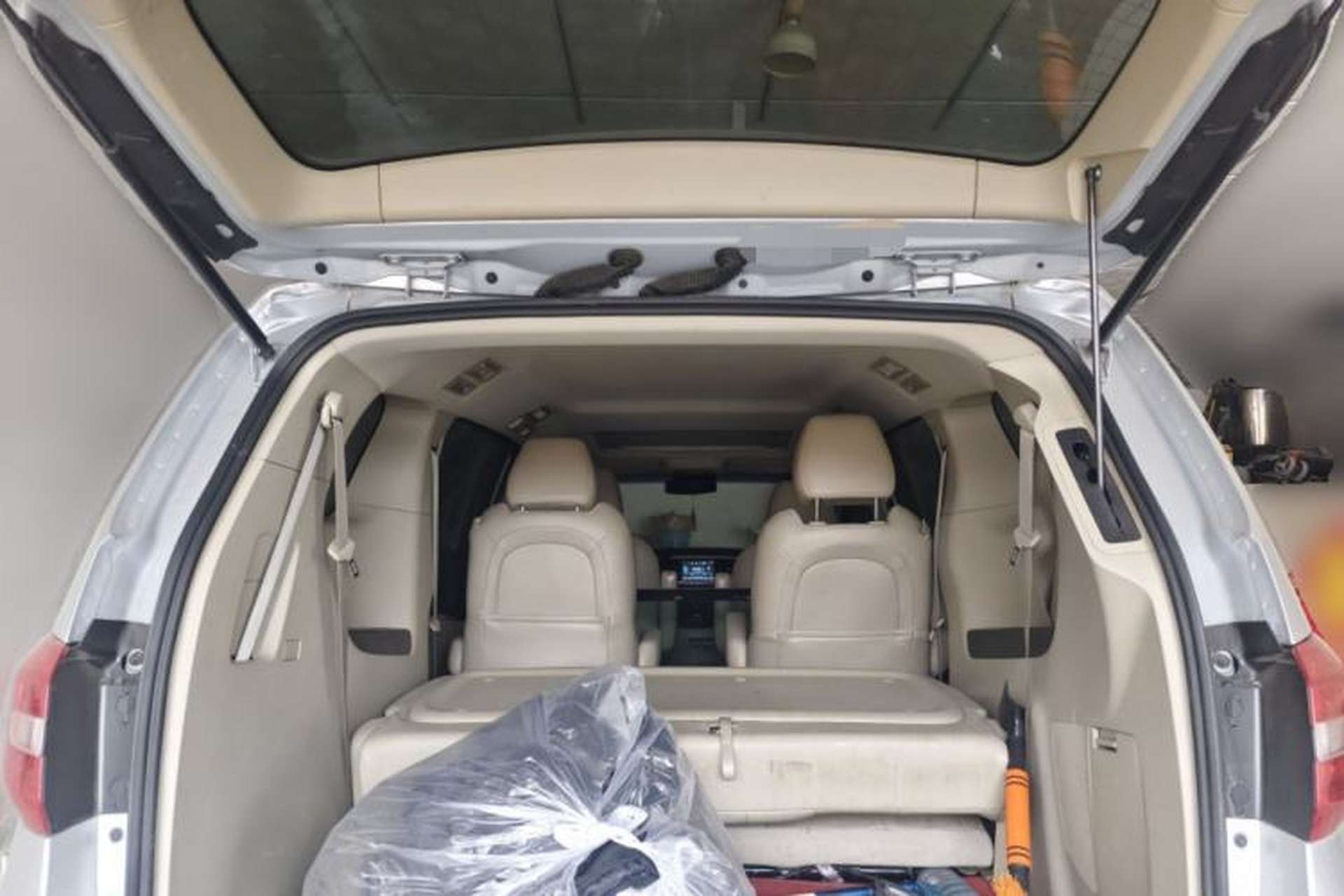 Used Buick GL8 2017 25S Prestige Version China V Standard Trunk