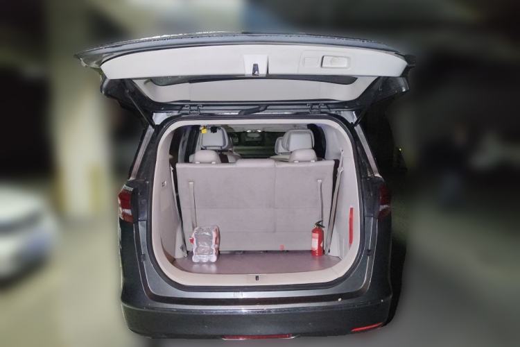 Used Buick GL8 2017 ES 28T Comfort Model China V Standard Trunk