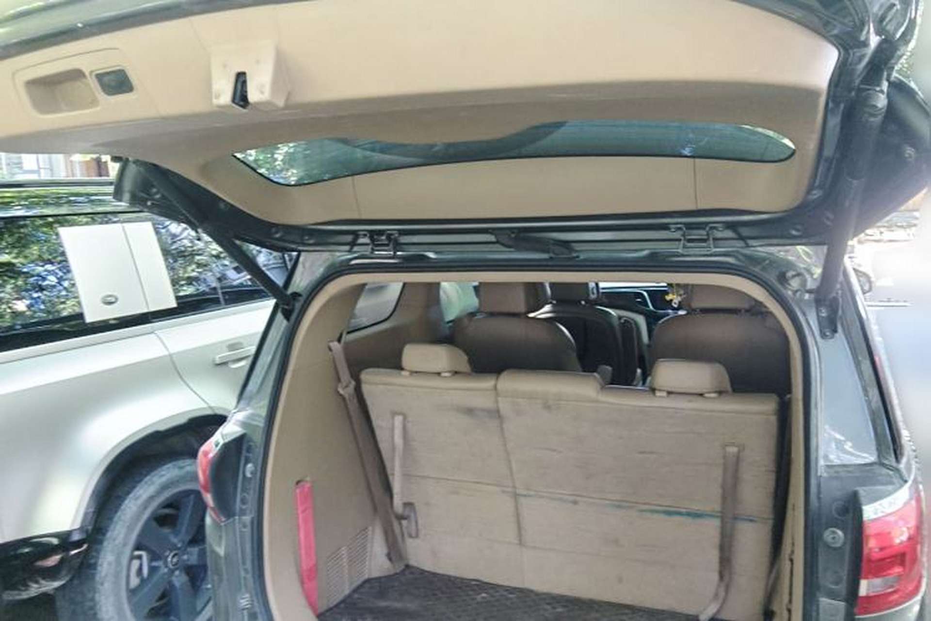 Used Buick GL8 2017 ES 28T Luxury Model China V Standard Trunk