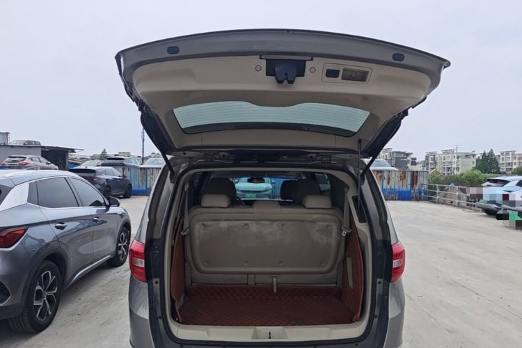 Used Buick GL8 2017 25S Prestige Version China V Standard Trunk