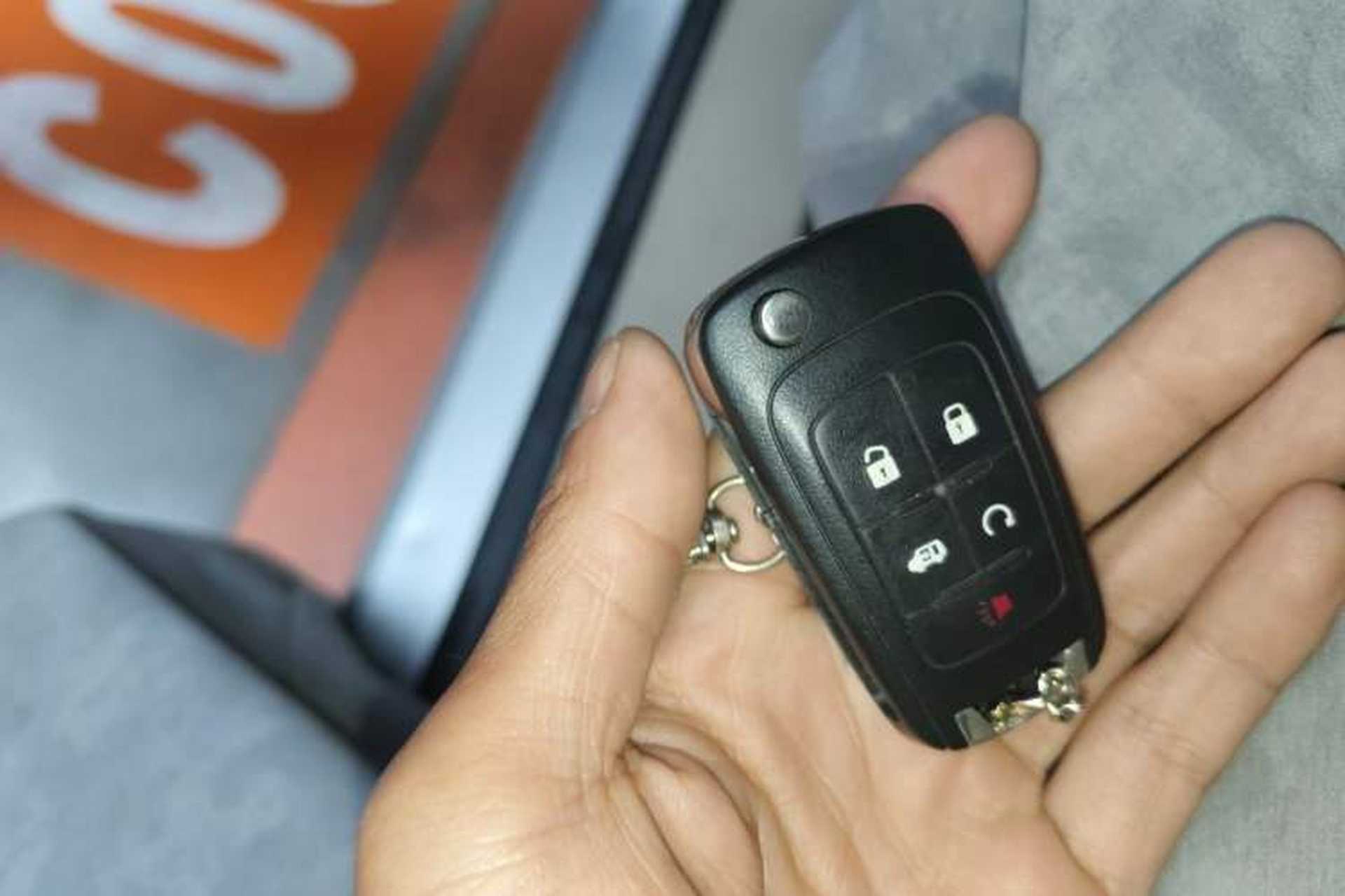 Used Buick GL8 2017 25S Luxury Version China V Standard Vehicle Key