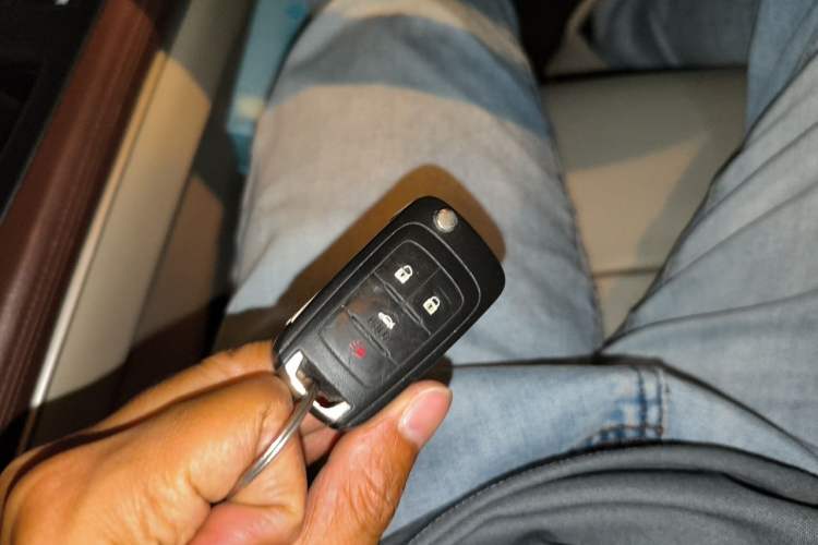 Used Buick GL8 2017 25S Prestige Version China V Standard Vehicle Key