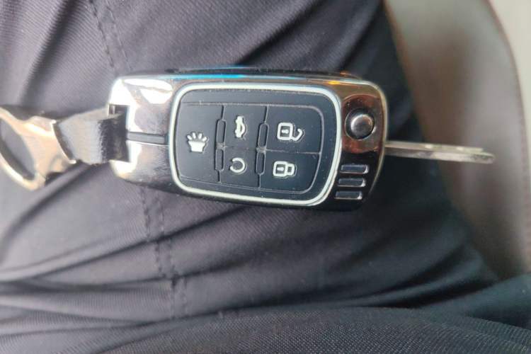 Used Buick GL8 2017 25S Luxury Version China V Standard Vehicle Key
