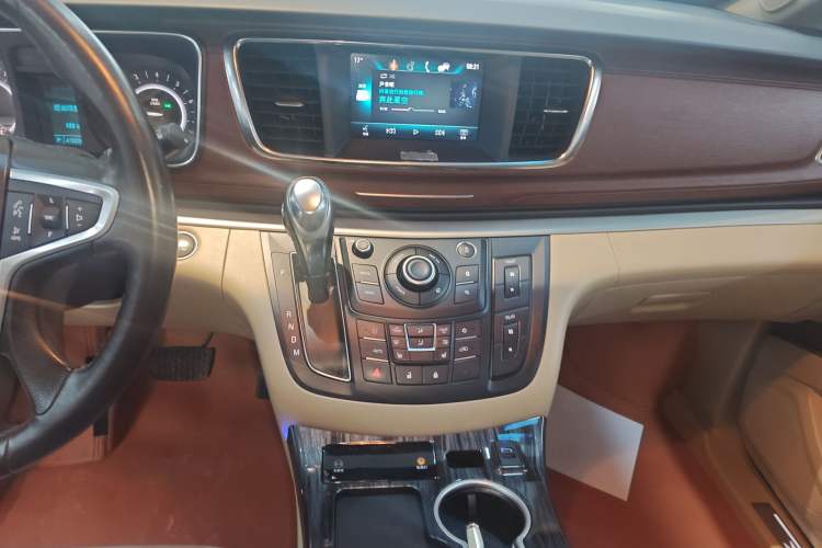 Used Buick GL8 2017 25S Prestige Version China V Standard Audio And AC Panel