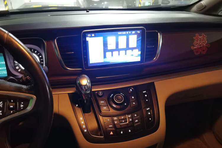 Used Buick GL8 2017 25S Luxury Version China V Standard Audio And AC Panel