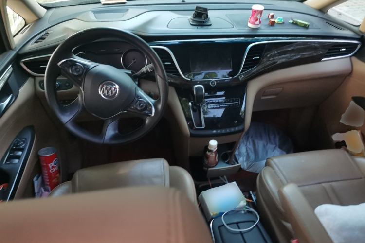 Used Buick GL8 2017 ES 28T Flagship Model China V Standard Center Console