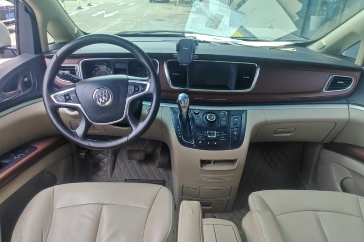 Used Buick GL8 2017 25S Luxury Version China V Standard Center Console
