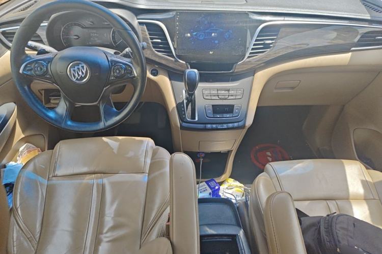Used Buick GL8 2017 ES 28T Premium Version China V Standard Center Console