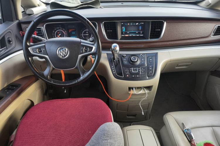 Used Buick GL8 2017 25S Luxury Version China V Standard Center Console