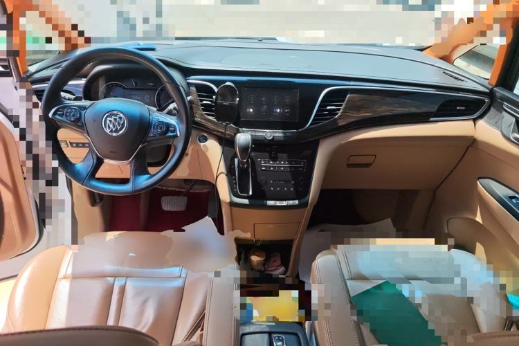 Used Buick GL8 2017 ES 28T Flagship Model China V Standard Center Console