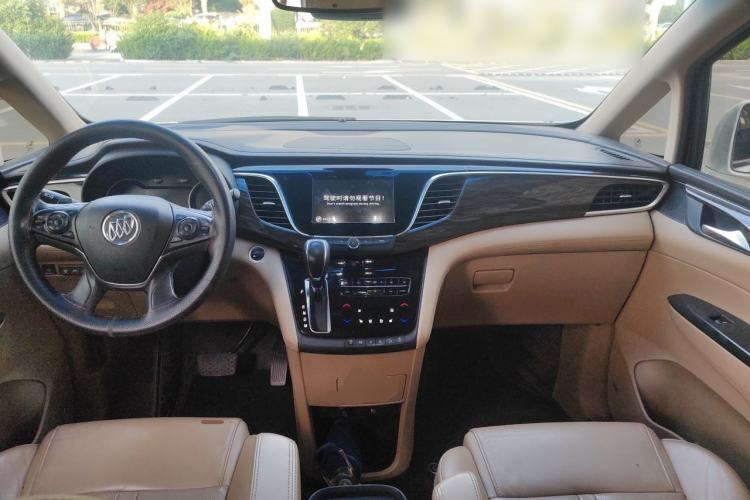 Used Buick GL8 2017 ES 28T Flagship Model China V Standard Center Console