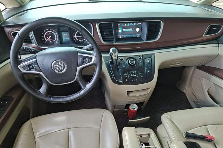 Used Buick GL8 2017 25S Prestige Version China V Standard Center Console