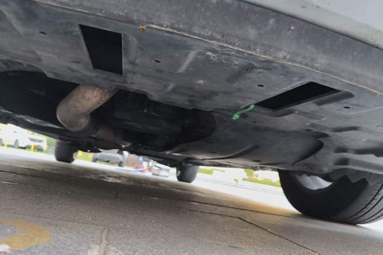 Used Buick GL8 2017 ES 28T Comfort Model China V Standard Chassis Front