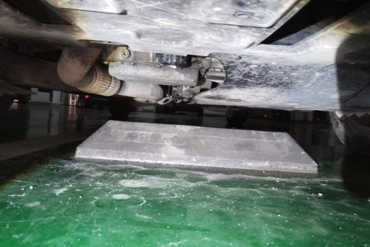 Used Buick GL8 2017 ES 28T Flagship Model China V Standard Chassis Front