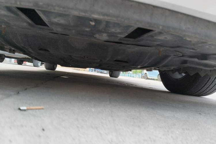 Used Buick GL8 2017 ES 28T Luxury Model China V Standard Chassis Front