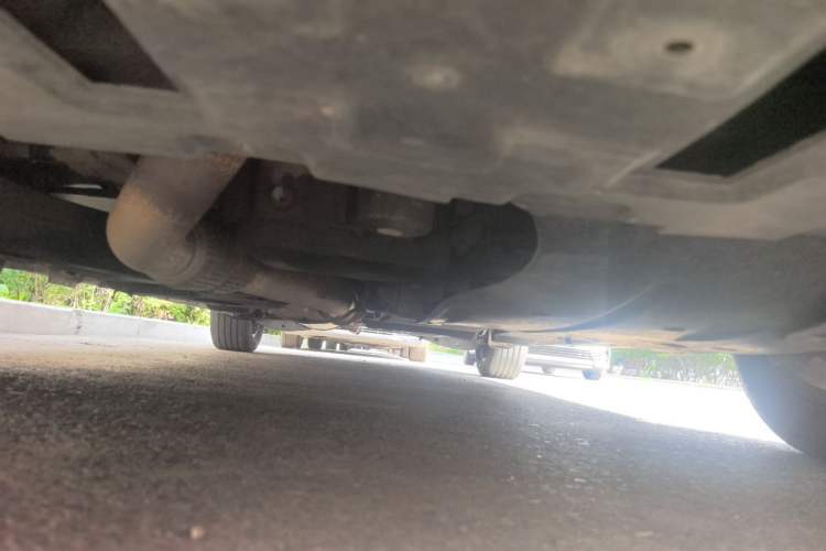 Used Buick GL8 2017 ES 28T Flagship Model China V Standard Chassis Front