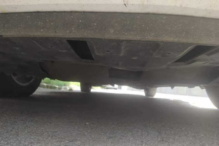 Used Buick GL8 2017 ES 28T Comfort Model China V Standard Chassis Front