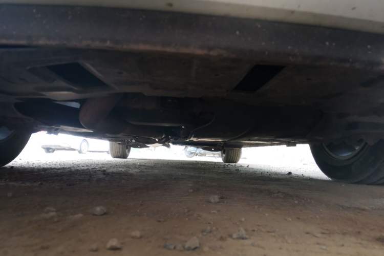 Used Buick GL8 2017 ES 28T Flagship Model China V Standard Chassis Front