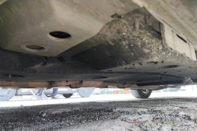 Used Buick GL8 2017 ES 28T Luxury Model China V Standard Chassis Front Left
