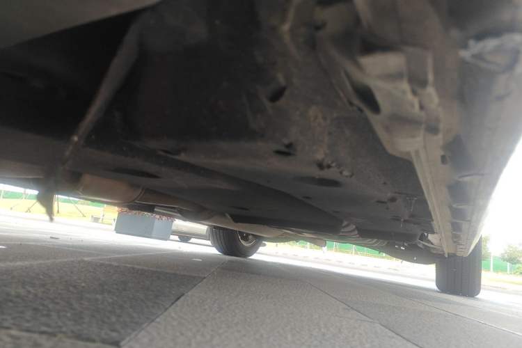 Used Buick GL8 2017 ES 28T Premium Version China V Standard Chassis Front Left