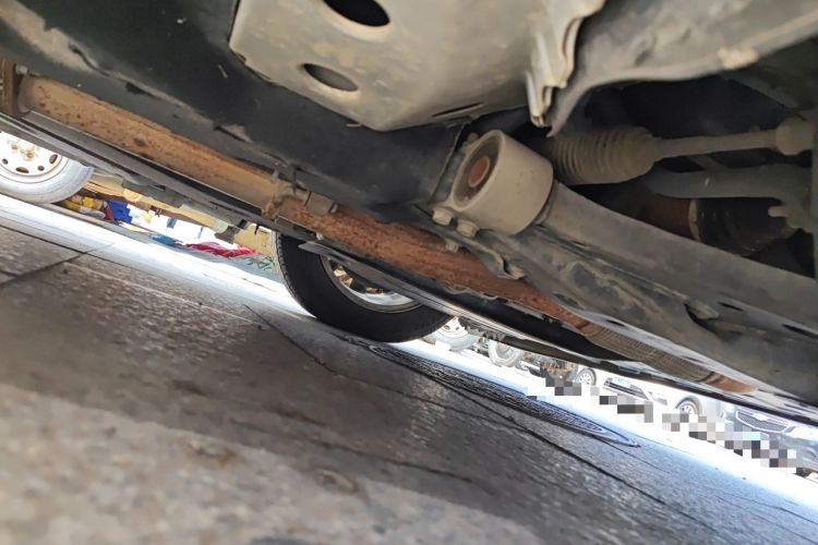 Used Buick GL8 2017 ES 28T Premium Version China V Standard Chassis Front Right