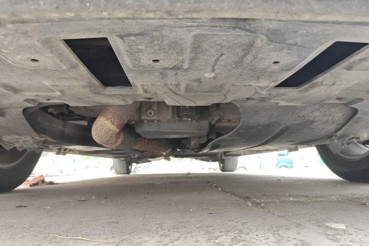 Used Buick GL8 2017 ES 28T Comfort Model China V Standard Chassis Front