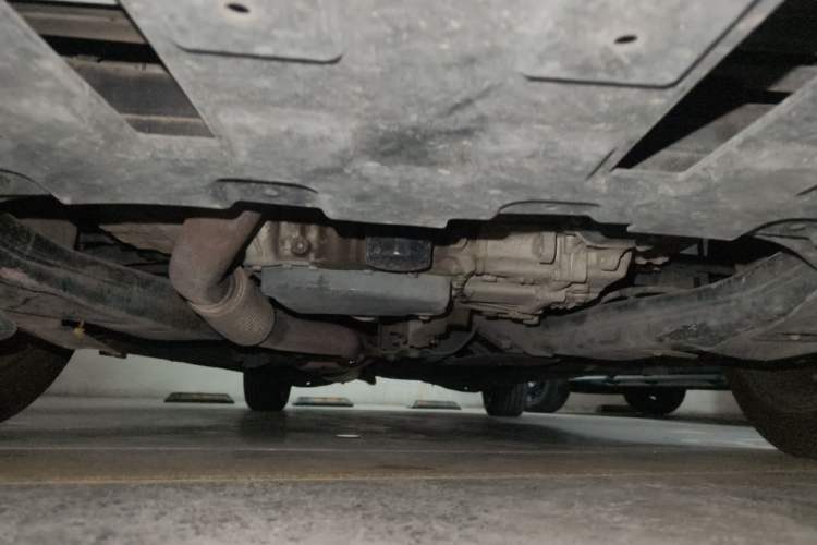 Used Buick GL8 2017 ES 28T Luxury Model China V Standard Chassis Front