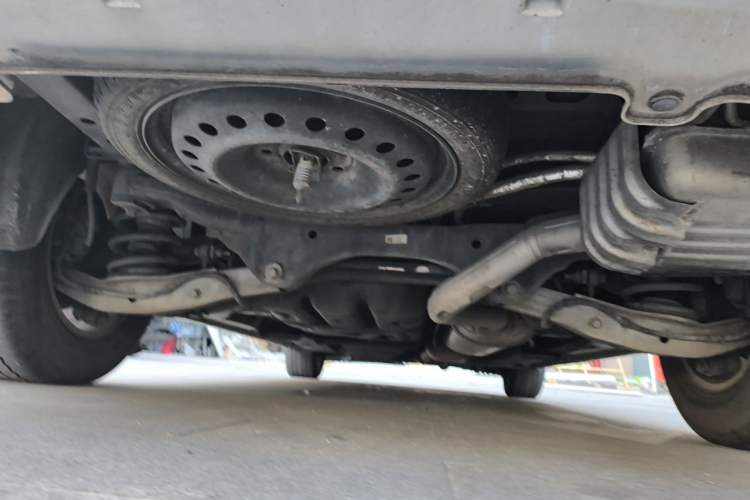 Used Buick GL8 2017 ES 28T Comfort Model China V Standard Chassis Rear