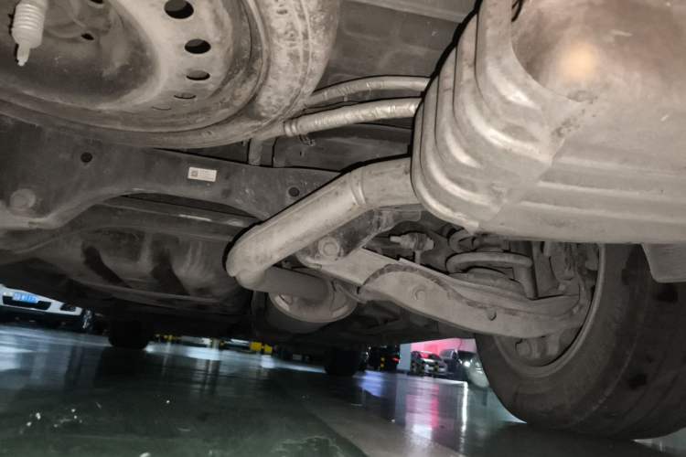 Used Buick GL8 2017 ES 28T Luxury Model China V Standard Chassis Rear