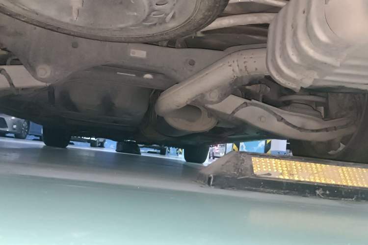 Used Buick GL8 2017 ES 28T Comfort Model China V Standard Chassis Rear