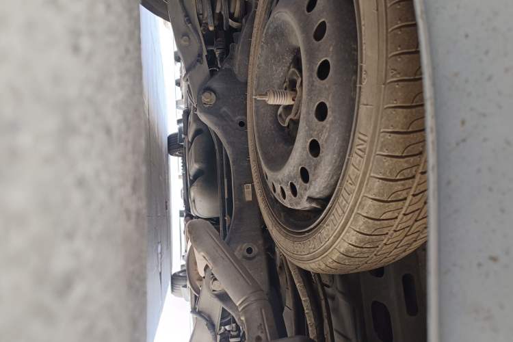 Used Buick GL8 2017 ES 28T Comfort Model China V Standard Chassis Rear