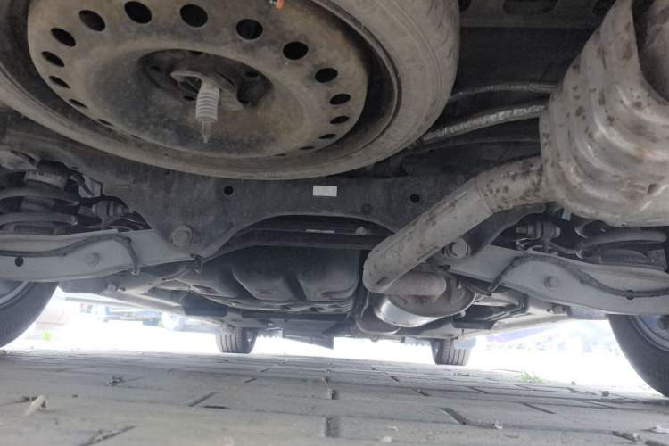 Used Buick GL8 2017 ES 28T Comfort Model China V Standard Chassis Rear