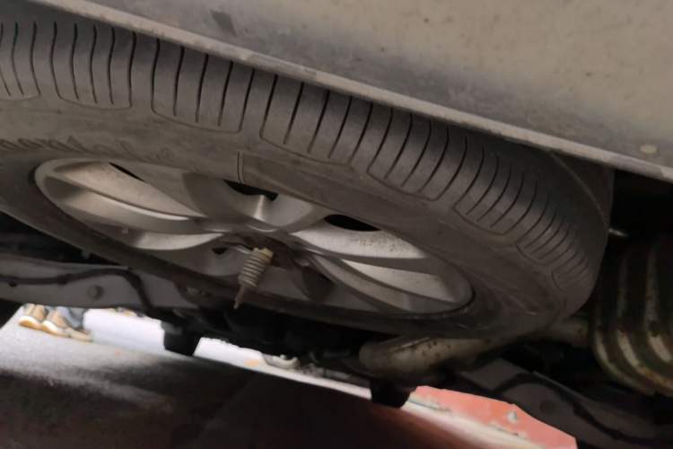 Used Buick GL8 2017 ES 28T Comfort Model China V Standard Chassis Rear