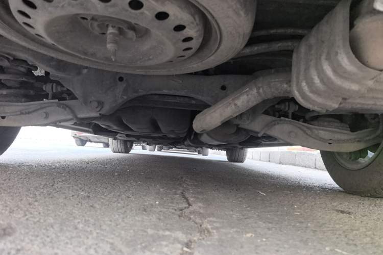 Used Buick GL8 2017 ES 28T Flagship Model China V Standard Chassis Rear