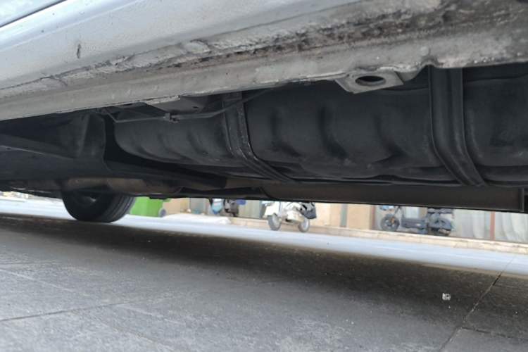Used Buick GL8 2017 ES 28T Comfort Model China V Standard Chassis Rear Left