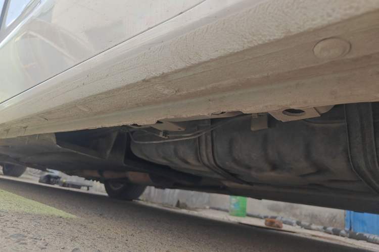 Used Buick GL8 2017 ES 28T Comfort Model China V Standard Chassis Rear Left