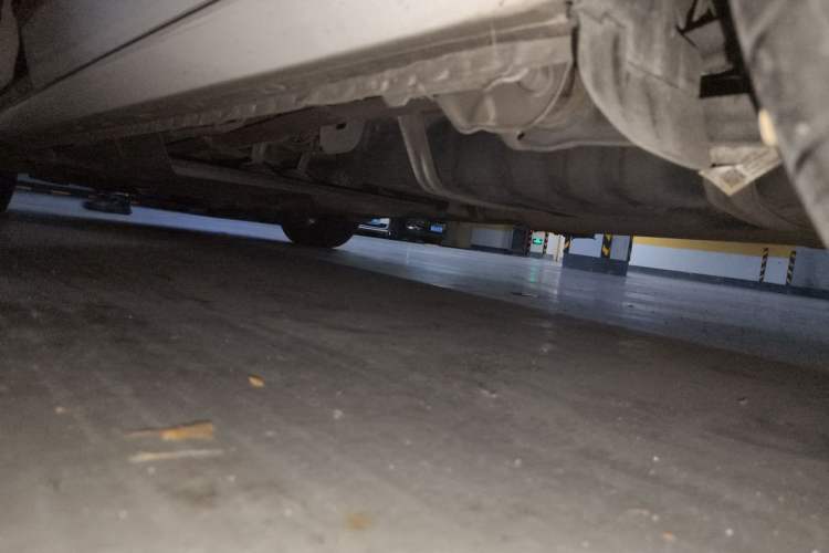 Used Buick GL8 2017 25S Luxury Version China V Standard Chassis Rear Left