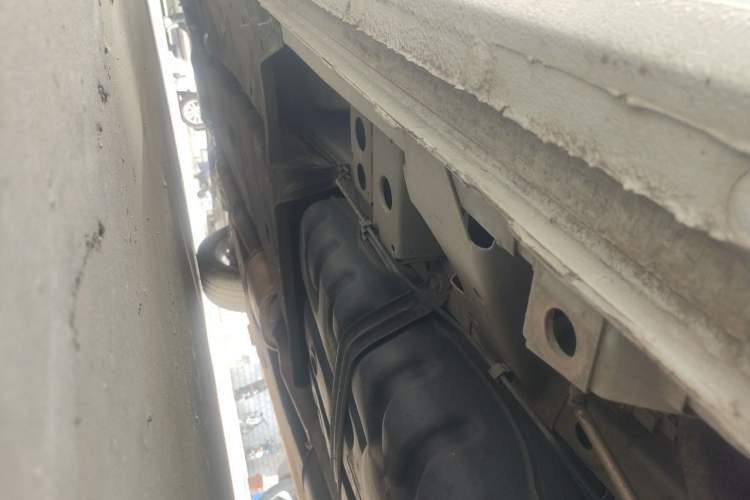 Used Buick GL8 2017 ES 28T Flagship Model China V Standard Chassis Rear Left