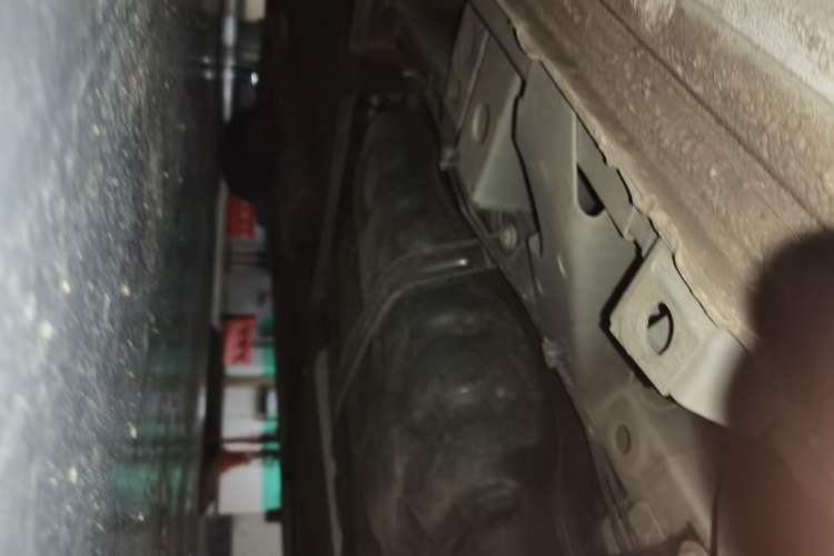 Used Buick GL8 2017 ES 28T Comfort Model China V Standard Chassis Rear Left
