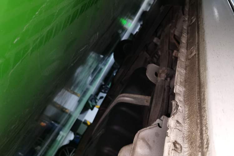 Used Buick GL8 2017 25S Luxury Version China V Standard Chassis Rear Left