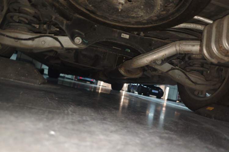 Used Buick GL8 2017 ES 28T Premium Version China V Standard Chassis Rear